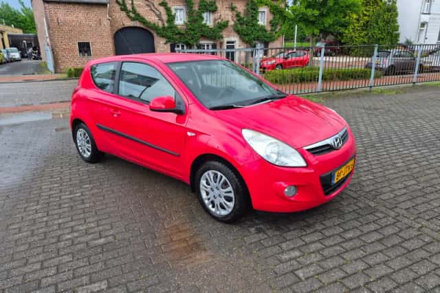 Hyundai i20 (2009) thumbnail 6