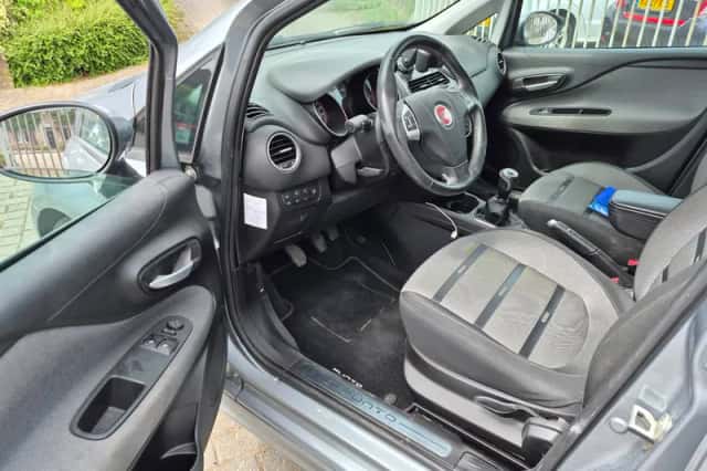 Fiat Punto Evo (2011) thumbnail 4