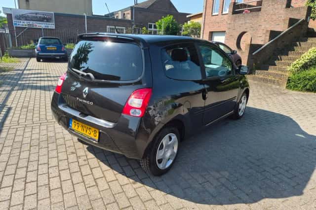 Renault Twingo (2010) thumbnail 4