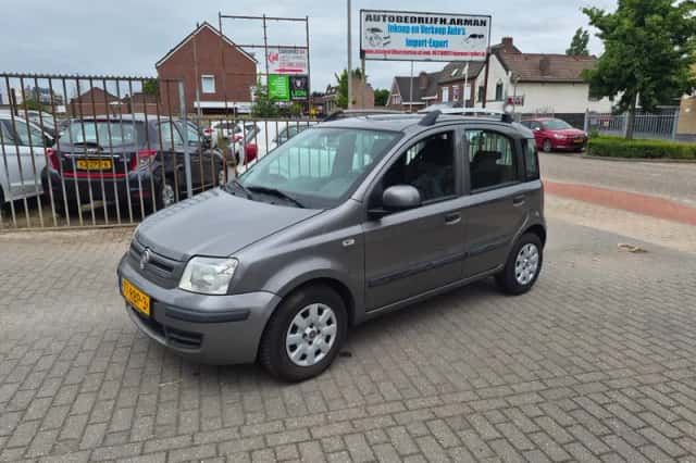 Fiat Panda (2011) thumbnail 1