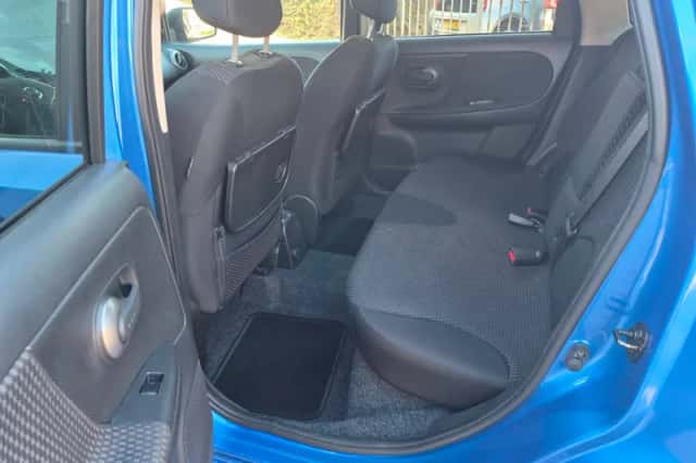 Nissan Note (2006) thumbnail 4