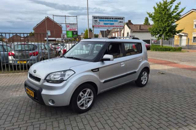 Kia Soul (2010) thumbnail 1