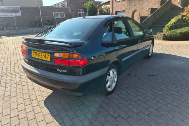 Renault Laguna (1998) thumbnail 6