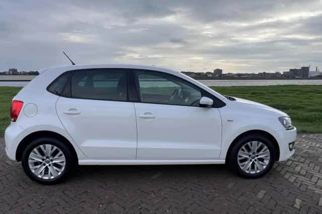 Volkswagen Polo (2013) thumbnail 4