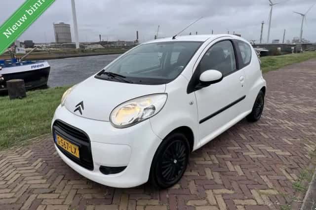 Citroën C1 (2010) thumbnail 1