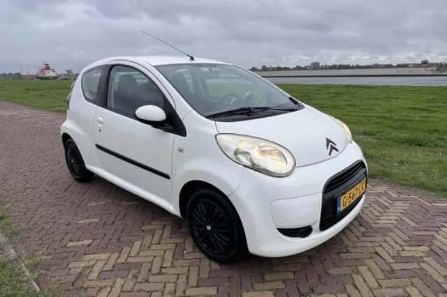 Citroën C1 (2010) thumbnail 3