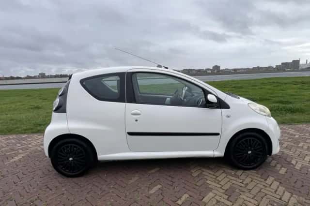 Citroën C1 (2010) thumbnail 4