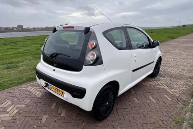 Citroën C1 (2010) thumbnail 5