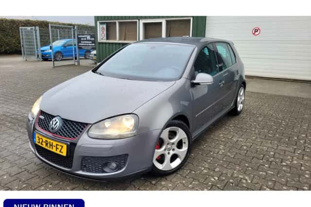 Volkswagen Golf (2005) thumbnail 1
