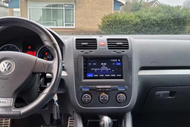 Volkswagen Golf (2005) thumbnail 3