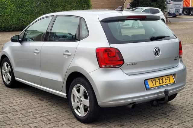 Volkswagen Polo (2013) thumbnail 2