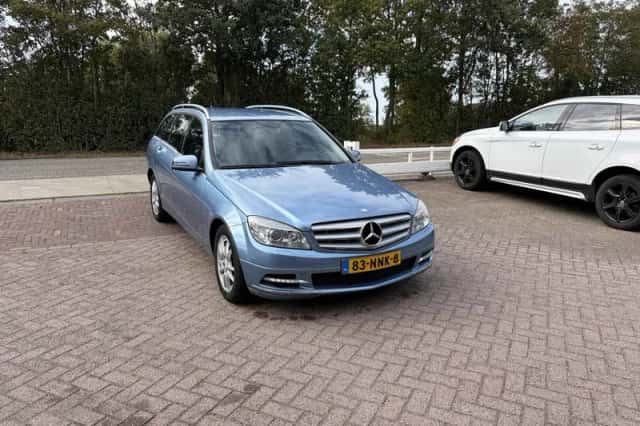Mercedes-Benz C-Klasse (2010) thumbnail 1