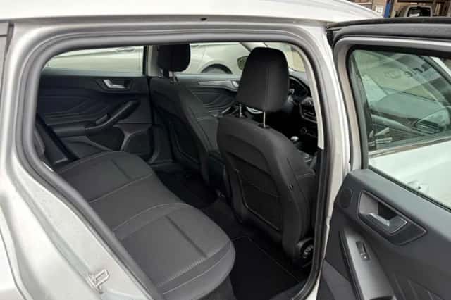 Ford Focus (2020) thumbnail 6
