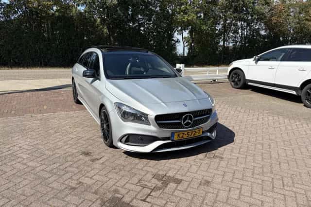 Mercedes-Benz CLA-Klasse (2017) thumbnail 1