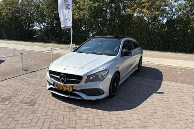 Mercedes-Benz CLA-Klasse (2017) thumbnail 2