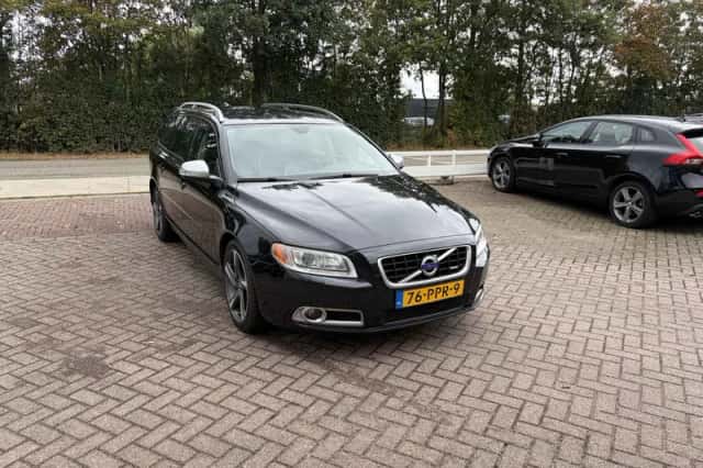 Volvo V70 (2011) thumbnail 1