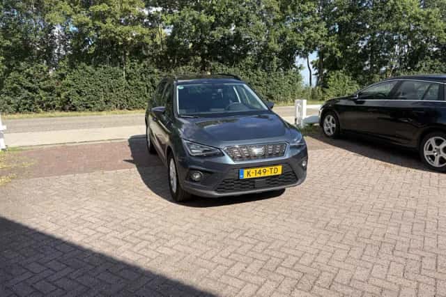 SEAT Arona (2021) thumbnail 1