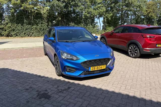 Ford Focus (2019) thumbnail 1