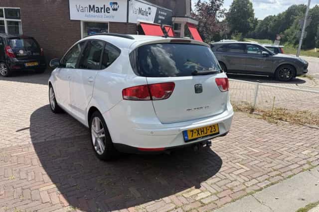 SEAT Altea XL (2014) thumbnail 3