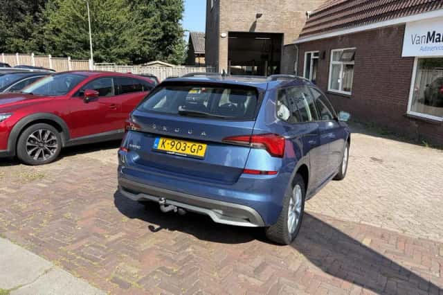 Škoda Kamiq (2020) thumbnail 4