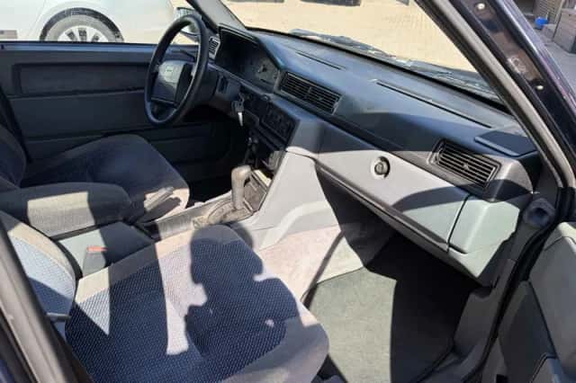 Volvo 940 (1997) thumbnail 5