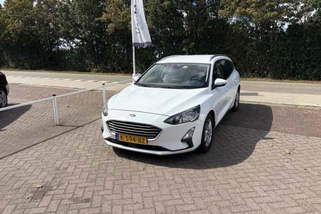 Ford Focus (2020) thumbnail 2