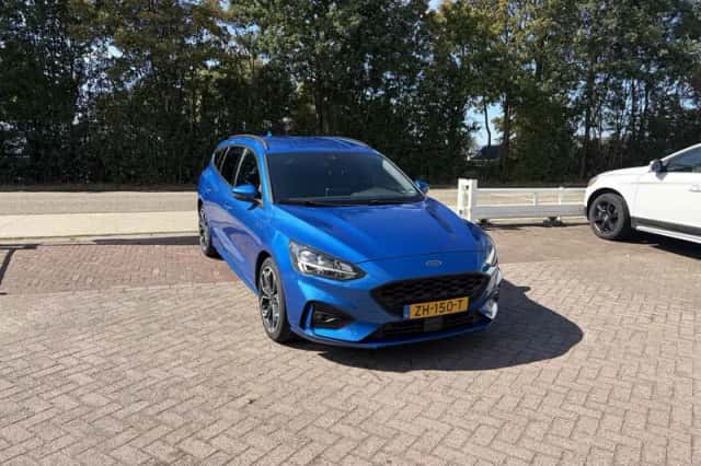 Ford Focus (2019) thumbnail 1