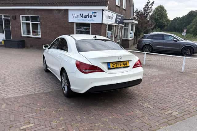 Mercedes-Benz CLA-Klasse (2014) thumbnail 3