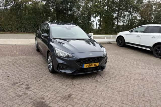 Ford Focus (2020) thumbnail 1