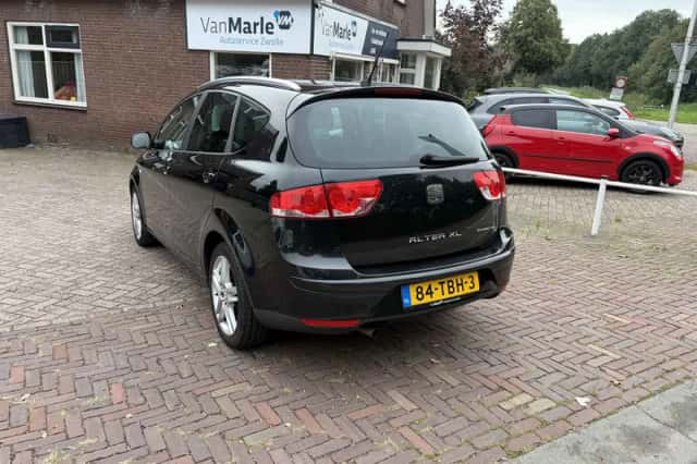 SEAT Altea XL (2012) thumbnail 3