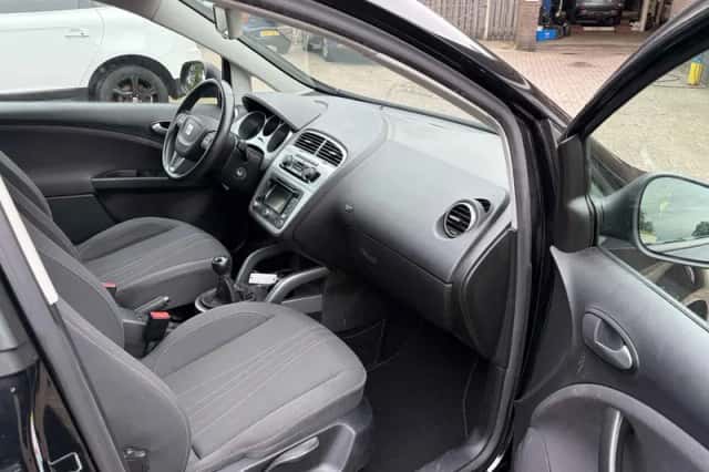 SEAT Altea XL (2012) thumbnail 5