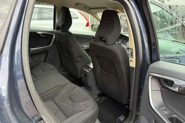 Volvo XC60 (2012) thumbnail 6