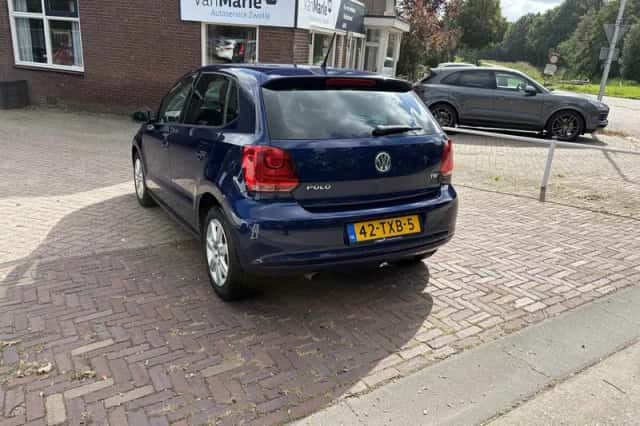 Volkswagen Polo (2012) thumbnail 3
