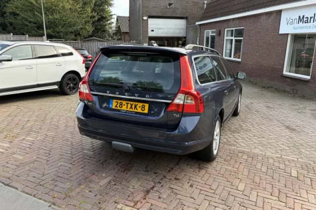 Volvo V70 (2012) thumbnail 4