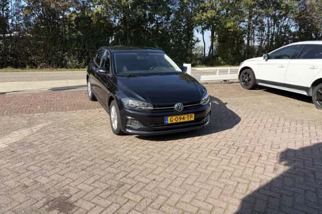 Volkswagen Polo (2019) thumbnail 1