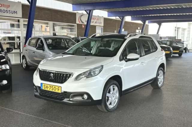 Peugeot 2008 (2018) thumbnail 3