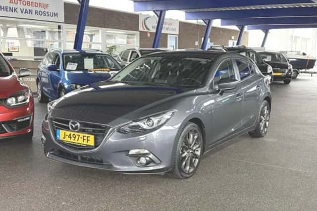 Mazda 3 (2015) thumbnail 3