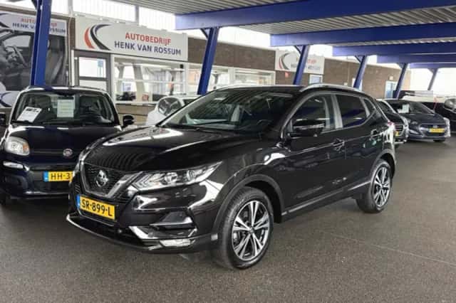 Nissan Qashqai (2018) thumbnail 3
