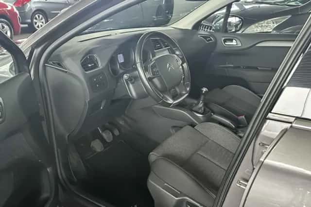 Citroën C4 (2016) thumbnail 5