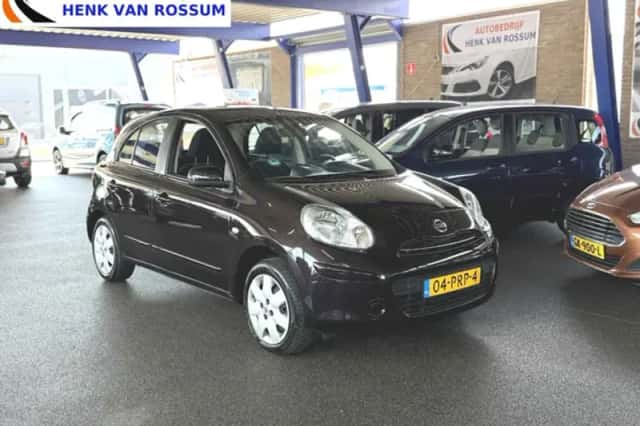 Nissan Micra (2011) thumbnail 1