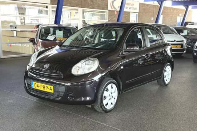 Nissan Micra (2011) thumbnail 3