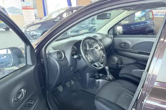 Nissan Micra (2011) thumbnail 5
