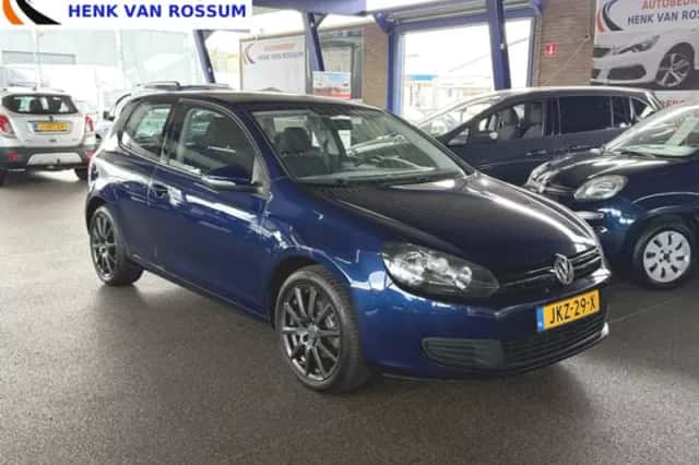 Volkswagen Golf (2009) thumbnail 1