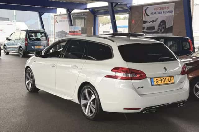 Peugeot 308 (2019) thumbnail 4
