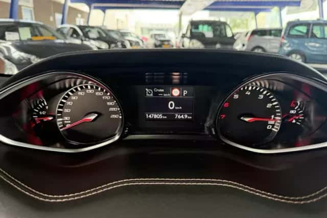 Peugeot 308 (2019) thumbnail 6