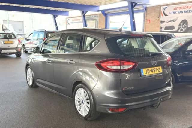 Ford C-Max (2016) thumbnail 4