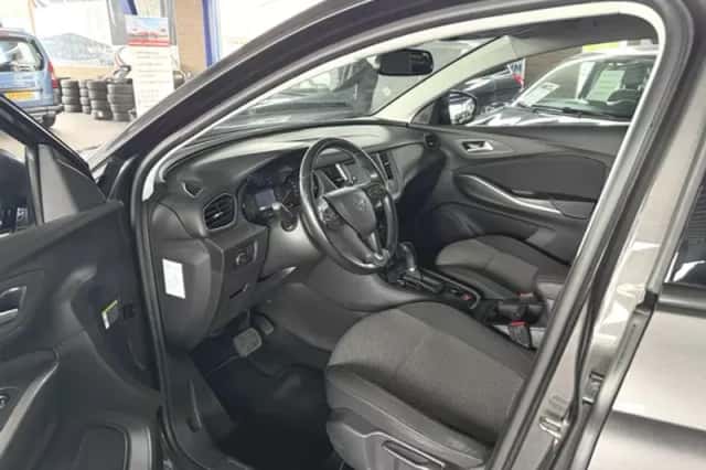 Opel Grandland (2018) thumbnail 5