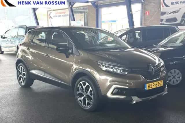 Renault Captur (2017) thumbnail 1