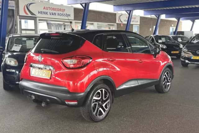 Renault Captur (2017) thumbnail 2