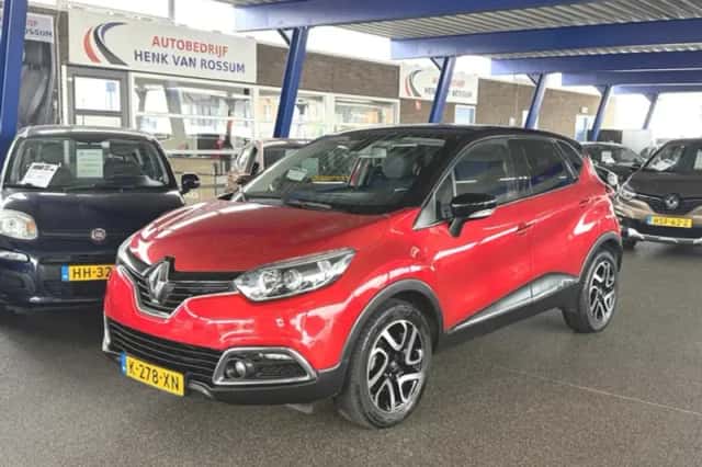 Renault Captur (2017) thumbnail 3